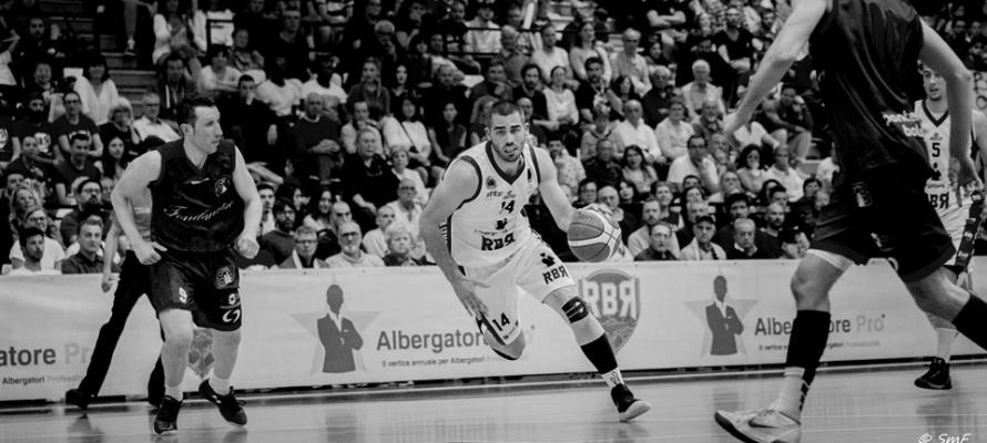 rinascitabasketrimini it verso-il-raduno-generale...-con-francesco-bedetti-n2824 002