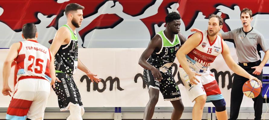 rinascitabasketrimini it rivierabanca-basket-rimini-raggisolaris-faenza-76-66-n3176 002