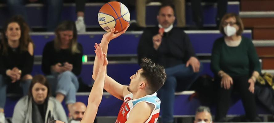 rinascitabasketrimini it basket-giulianova-rivierabanca-basket-rimini-post-partita-con-simone-bruge-e-borislav-mladenov-n3430 002